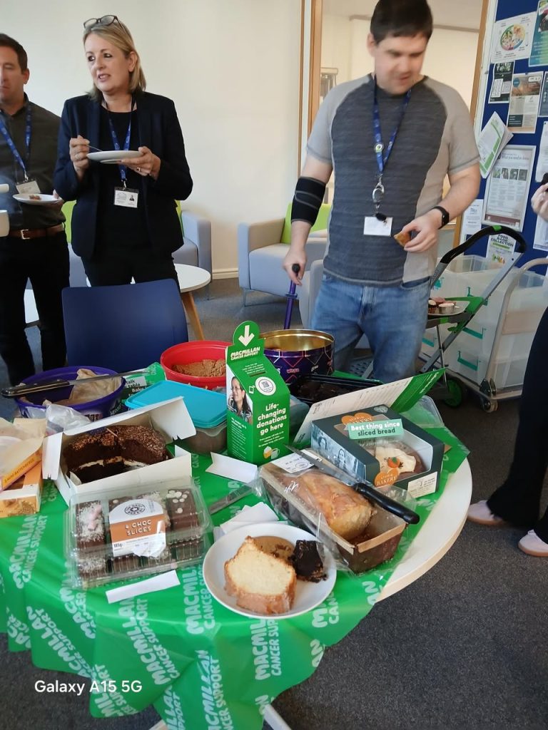 SLH Residents and Colleagues raise over £800 for Macmillan Cancer Support!!!
